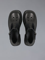 Comma Shoe